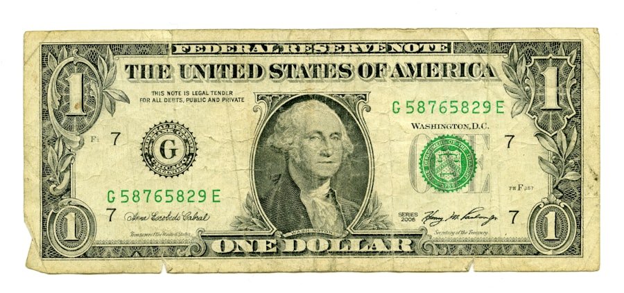 Photo dollar fluctuations